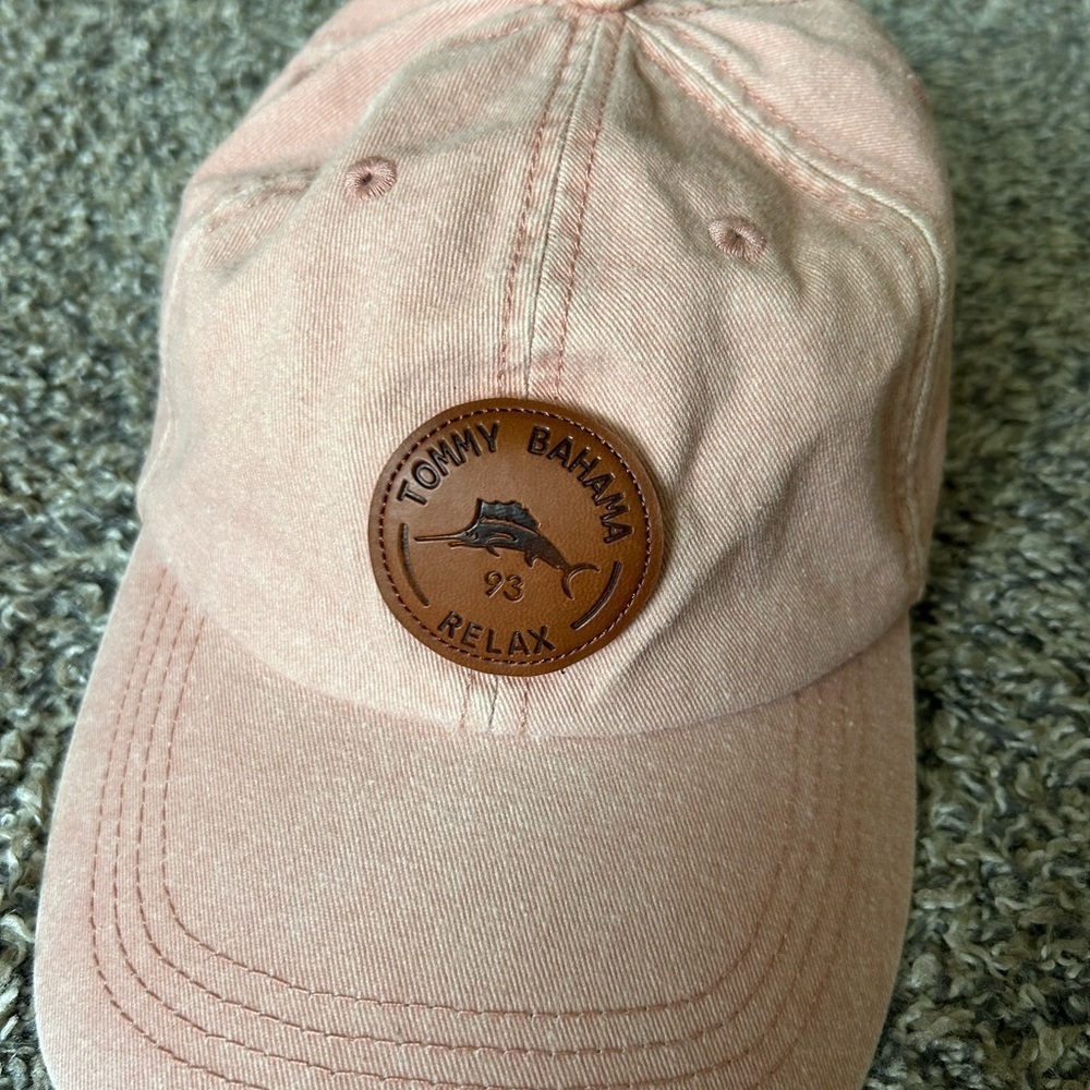Tommy Bahama women’s rose colored denim adjustable hat - Picture 2 of 7